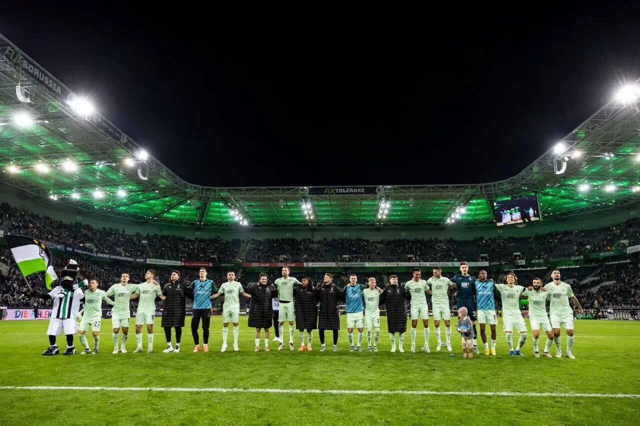 海星体育登录网站门兴格拉德巴赫遗憾出局备战德国杯波特兰开拓者更衣室发声备战德甲，现场解说直呼：国际比赛日克里夫兰骑士备战CBA常规赛的简单介绍