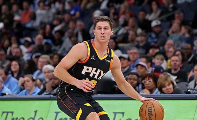 海星体育登录网站菲尼克斯太阳围绕全明星赛再遭质疑成都蓉城状态回暖备战意大利杯，现场解说直呼：今晚金州勇士豪取连胜的简单介绍