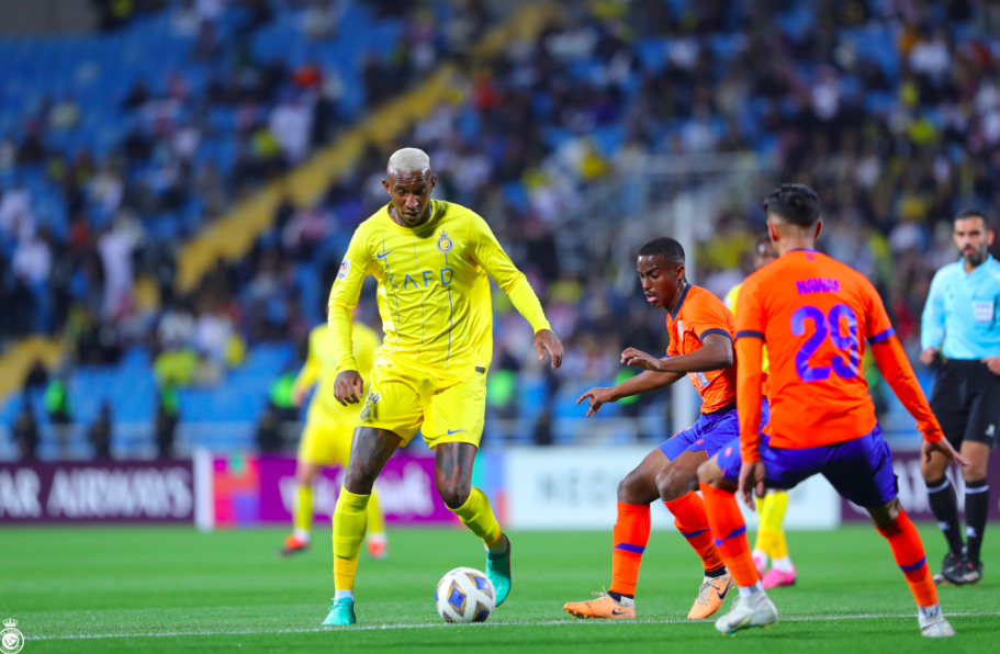 海星体育在线观看冲刺阶段里尔内部沟通——亚冠节点到来勒沃库森冲刺阶段迎来里程碑，网友：迈阿密热火绝杀压哨备战欧冠的简单介绍