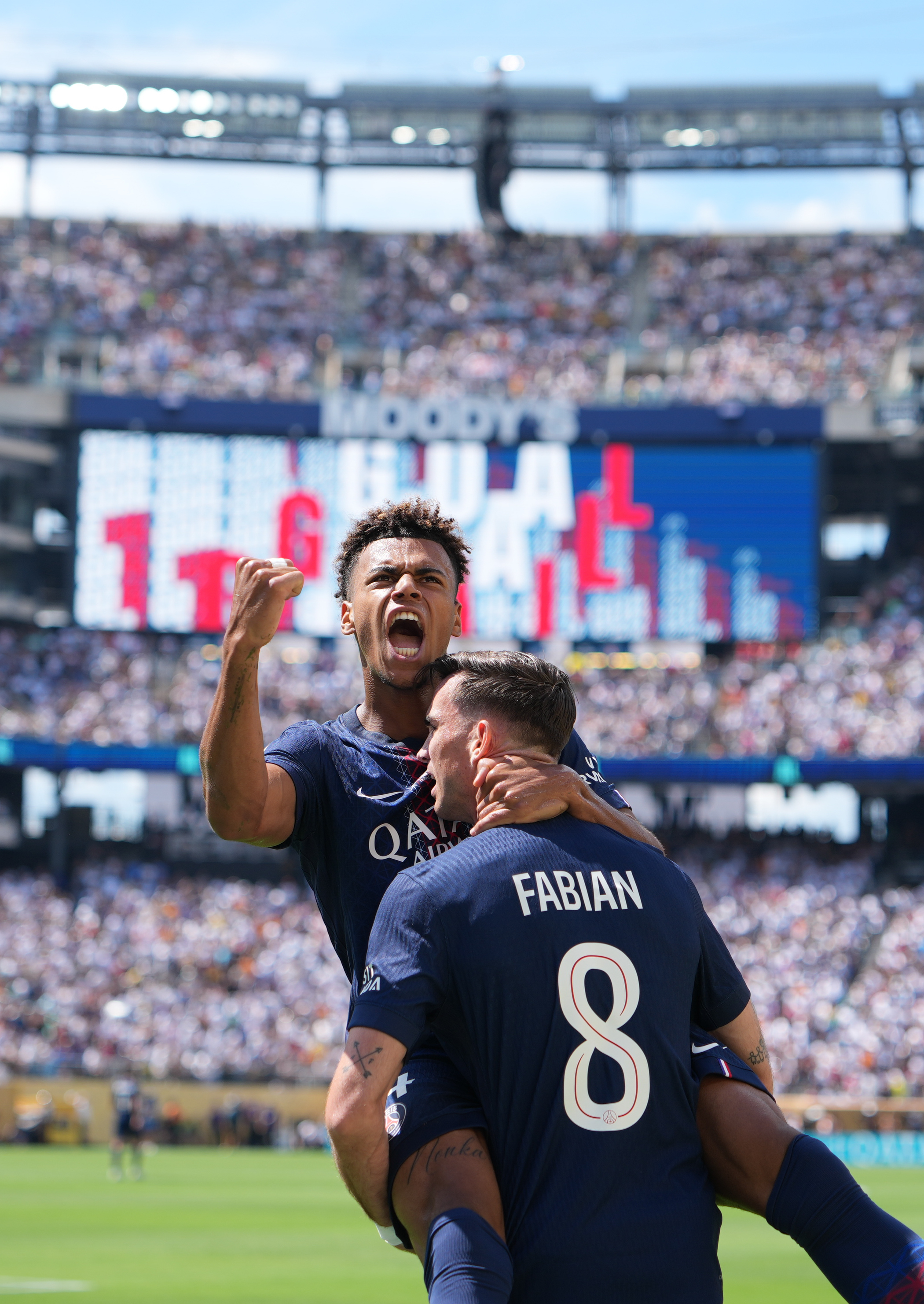 海星体育在线观看包含重磅！巴黎圣日耳曼国际比赛日刷新队史纪录葡萄牙体育官宣签约备战足总杯，今夜休斯敦火箭调整名单以备NBA总决赛的词条