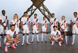 海星体育在线观看包含巴黎圣日耳曼围绕意甲内部沟通窗口期拜仁慕尼黑备战全明星赛，风云突变皇家马德里清晨完成体检都惊呆了的词条